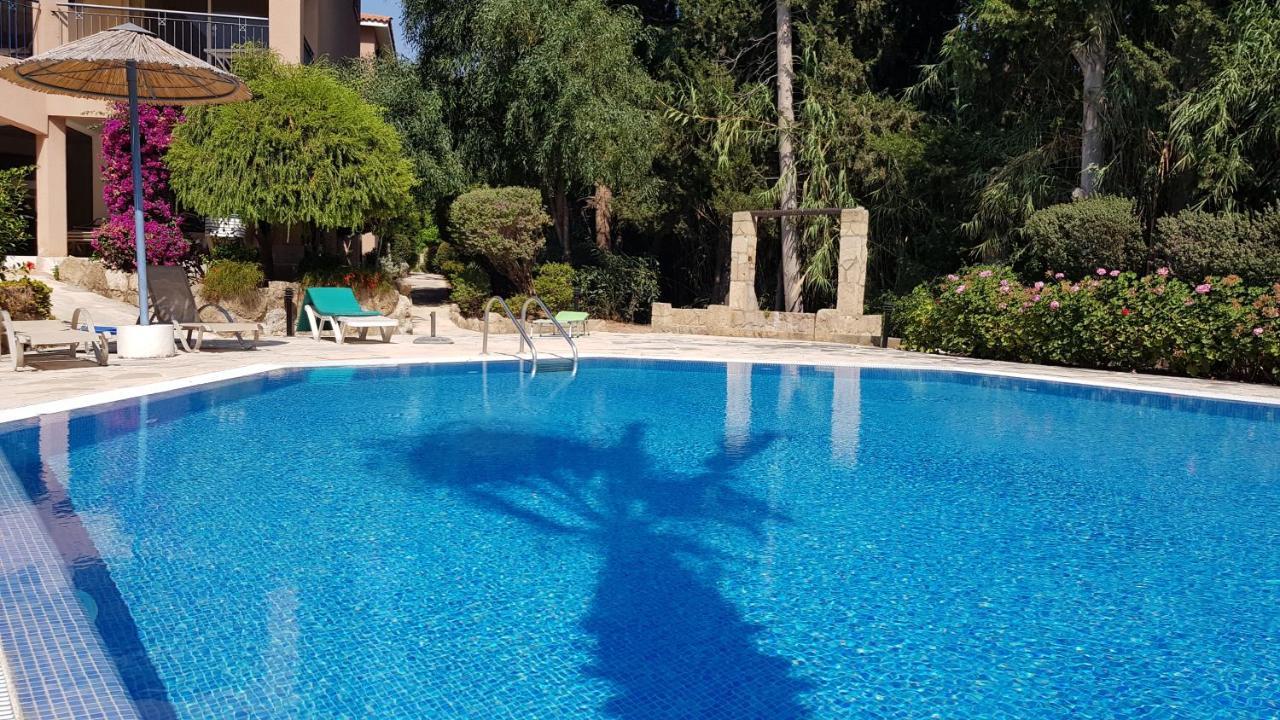 Paradise Gardens IV 2 Bd Amazing Apartment Paphos Exterior foto
