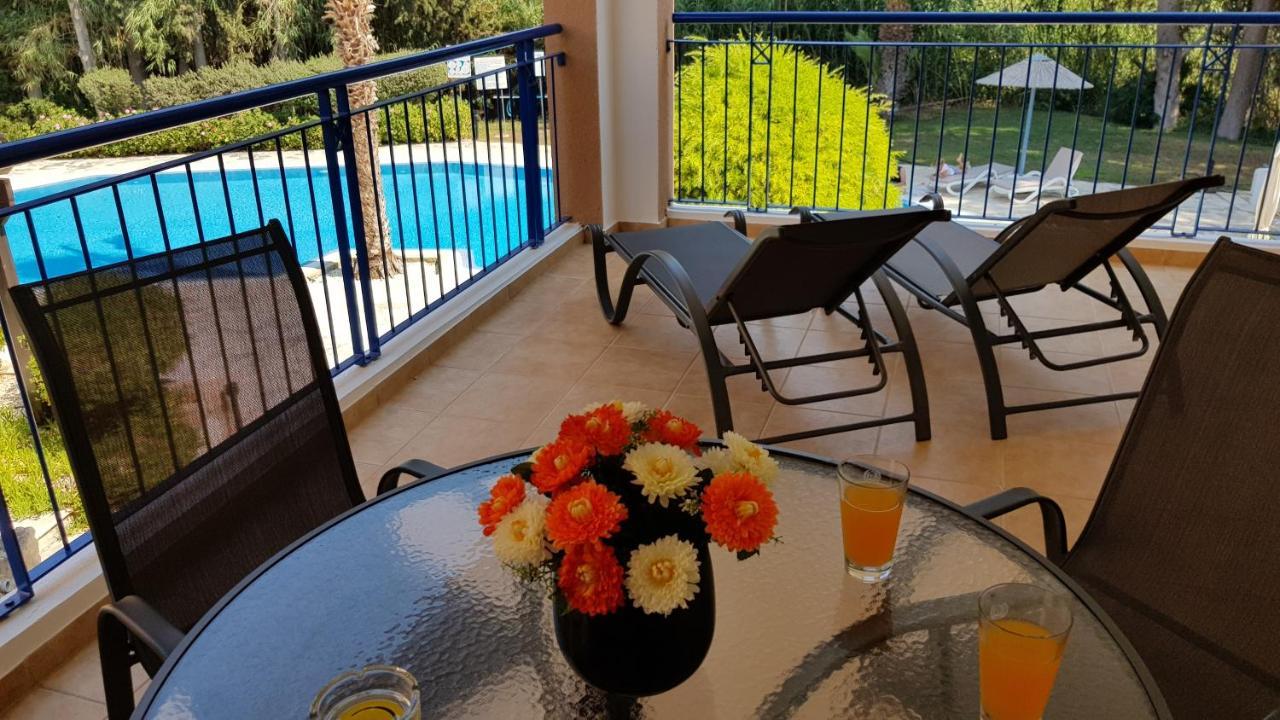Paradise Gardens IV 2 Bd Amazing Apartment Paphos Exterior foto